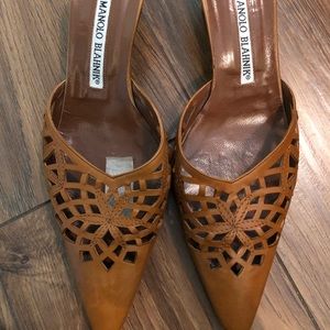 Manolo blahnik mules